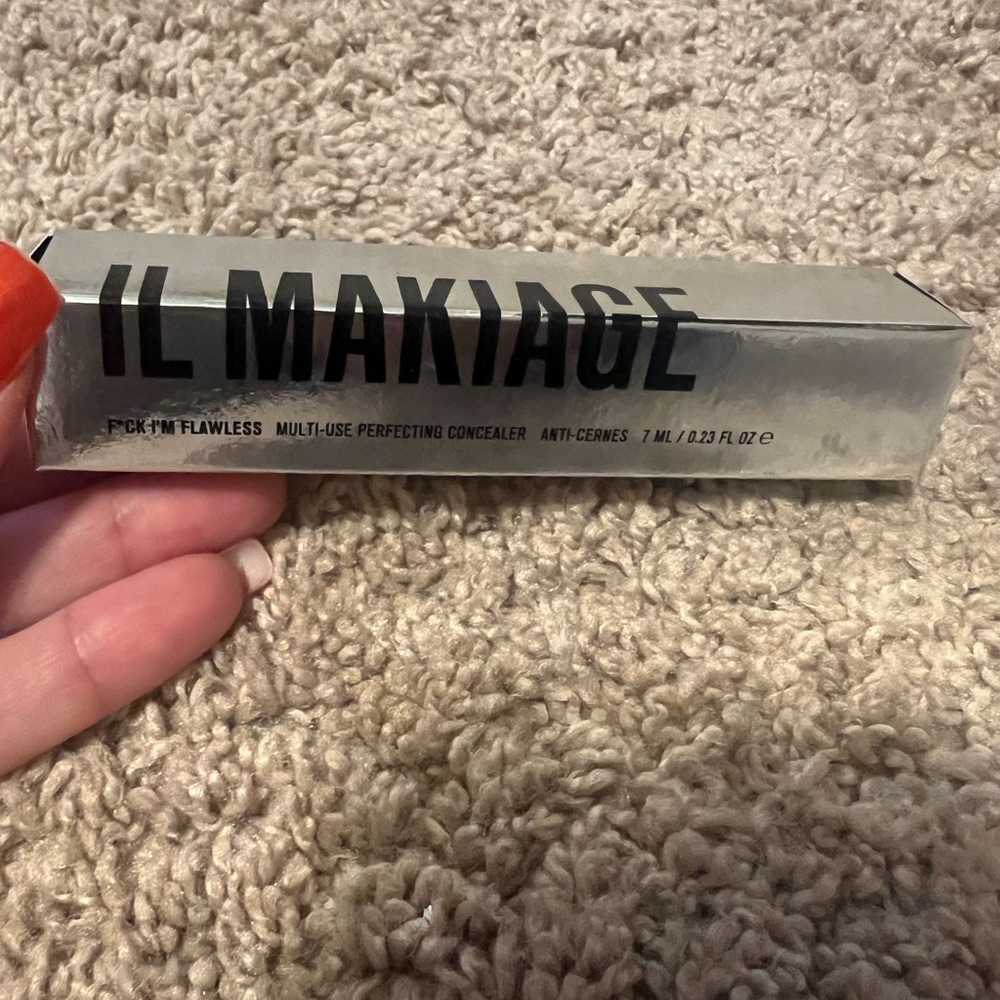 IL Makiage concealer